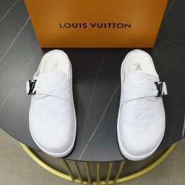 Picture of Louis Vuitton Slippers _SKULVsz38-45hnh03021523
